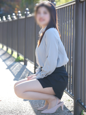 さとみ